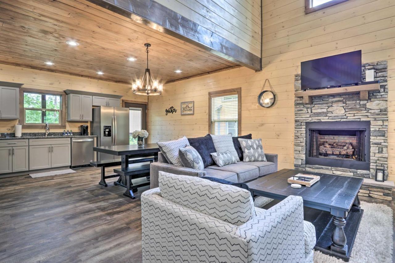 فيلا Smoky Cove Retreat With Private Hot Tub And Deck! سيفيرفيل المظهر الخارجي الصورة