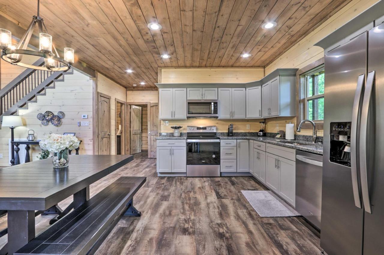 فيلا Smoky Cove Retreat With Private Hot Tub And Deck! سيفيرفيل المظهر الخارجي الصورة