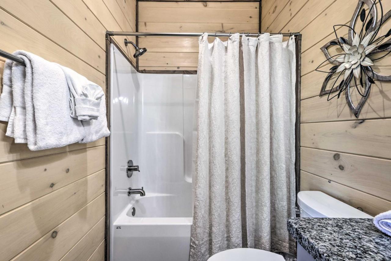 فيلا Smoky Cove Retreat With Private Hot Tub And Deck! سيفيرفيل المظهر الخارجي الصورة