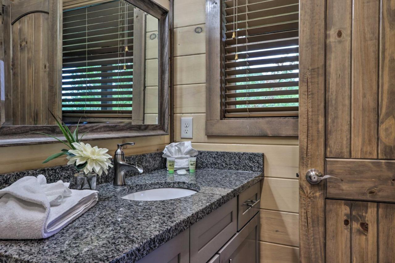 فيلا Smoky Cove Retreat With Private Hot Tub And Deck! سيفيرفيل المظهر الخارجي الصورة